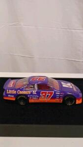 Ford Thunderbird #37 Little Caesars NASCAR 1:24 Diecast Model Car Purple Orange Racing Collectible