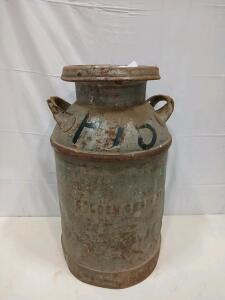 Vintage Galvanized Steel Milk Can 10 Gallon, Classic Dairy P75, Lid Included, Rust Patina