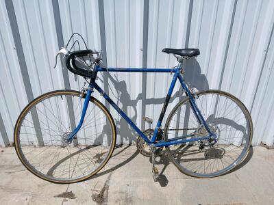 Raleigh Record Blue Road Bike, 10-Speed, 27" Wheels, Drop Bar, Steel Frame, Vintage Classic