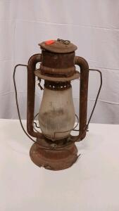 Dietz Mfg Co New York Kerosene Railroad Lantern 13" Vintage Metal & Glass USA Antique
