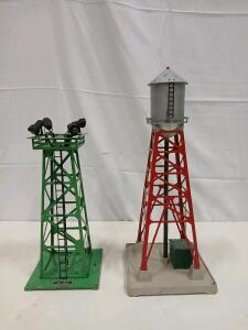 Lionel No. 395 Floodlight Tower & Red Water Tower Vintage O Gauge Train Accessories 1949-1956