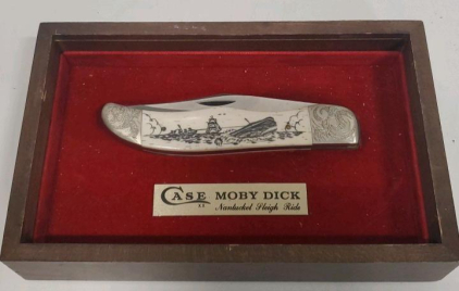 Case "Moby Dick Nantucket Sleigh Ride" Trapper Knife, Scrimshaw Handle, Display Box