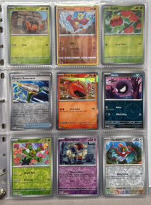 Huge Binder Of 160+ Pok&eacute;mon Cards W/ Tons Of Holos And Rares