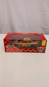 Racing Champions NASCAR 1:24 50th Anniversary No. 94 McDonald's Die-Cast Bill Elliott 1998
