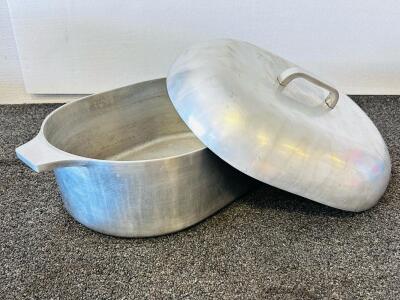 Large Aluminum Roasting Pan with Lid, Approx. 16"x12"x8", 8-10 Qt Capacity, Dual Handles