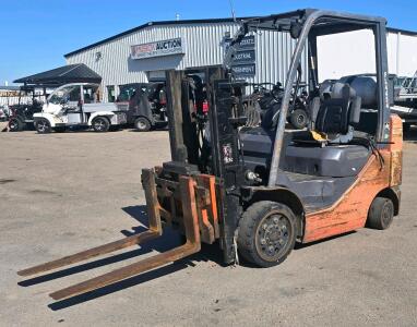 Toyota 8FGCU25 LP Gas Forklift, 4,250 lb Capacity, Cushion Tires, 8130 lb Weight, Propane