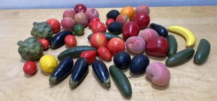 Realistic Artificial Fruit & Vegetable Set, 31 Pieces, Mixed Types, Made from Crushed Walnut Shells, 3-6" Size