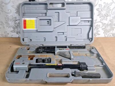 (1) SENCO DURASPIN DS300 W/O Drill, W/ Case