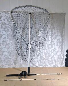 (1) Large 32" Fish Landing Net W/ Sliding Handle & (1) Vintage Shakespeare Tiger Spincasting Rod & Reel Combo