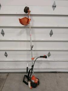 Fuxtec Gas String Trimmer/Brush Cutter, 52cc, 2-Stroke Engine, Bike Handle, Shoulder Strap