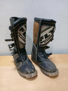Fly Racing Maverik Motocross Boots, Size 8, Metal Toe, Vibram Sole, Black Tan