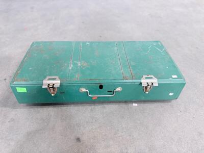 Coleman 426D 3-Burner Camp Stove, Wichita USA, Green, Vintage Liquid Fuel, With Fuel Tank