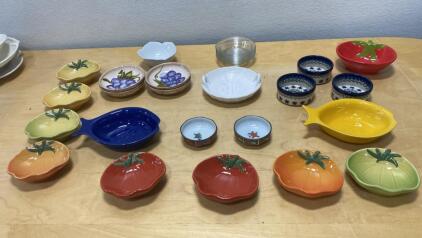 Assorted 18-Piece Decorative Ceramic and Glass Bowls Set &ndash; Tomato & Fish Shaped, Multi-Color, Collectible
