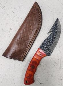 (1) Fixed Blade Cold Steel Gutting Knife With Wood Handle And Sheath