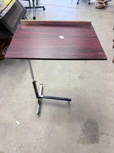 Portable Height-Adjustable Lectern with Woodgrain Laminate Top and Steel Base