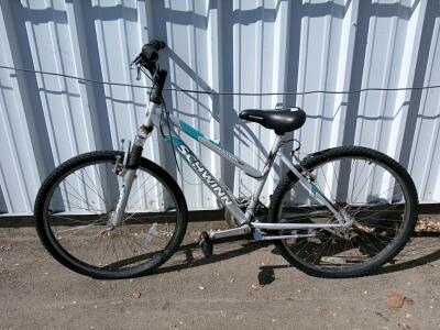 Schwinn Ranger 2.6 FS Mountain Bike, 26" Wheels, Steel Frame, Front Suspension, 21-Speed