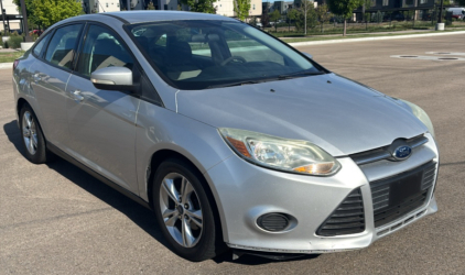 2014 FORD FOCUS - GOOD FUEL MILEAGE!