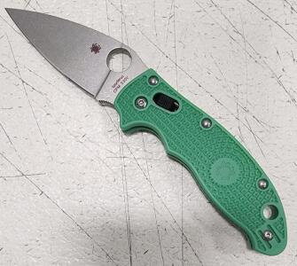 Spyderco Delica 4 Lightweight Folding Knife, CPM S90V Steel, Green FRN Handle, Ball Bearing Lock