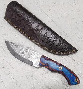 (1) Fixed Blade Damascus Steel Utility Knife With Wood Handle And Sheath