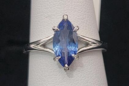 (1) Size 6.5 Oscar Friedman Tanzanite Princess Cut .925 Silver Ring