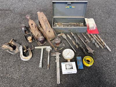 Vintage Stanley Bailey No.5 & Block Planes, Steelmaster Tool Box, Drill Bits & Misc Hand Tools Lot