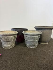 Set of 4 Decorative Garden Planter Pots &ndash; Various Styles and Finishes