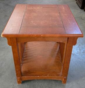 Mission Style Wooden End Table With Shelf, 24"x24"x24", Medium Oak Finish, Craftsman Design