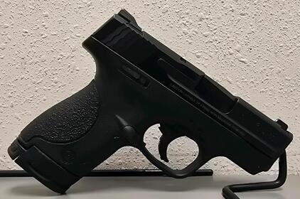 Smith & Wesson M&P9 Shield 9mm Pistol, 3.1" Barrel, Thumb Safety, Serial HVM4839