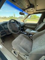 2002 NISSAN PATHFINDER - SUNROOF! - 12