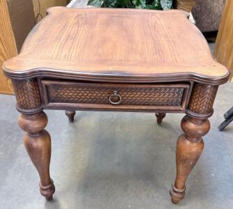 Vintage Wooden End Table With Single Drawer, Decorative Carved Legs, And Basket-Weave Drawer Front