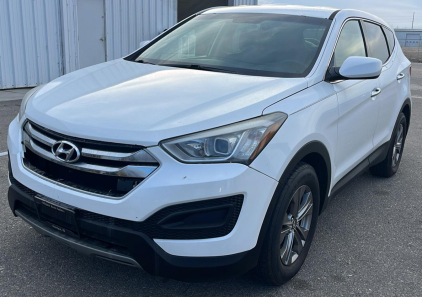 2015 HYUNDAI SANTA FE - AWD!