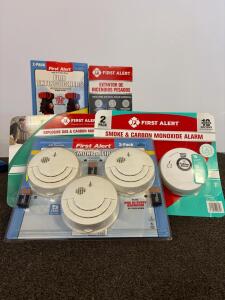 First Alert SA67CN Smoke & Fire Alarm 3-Pack, Ionization, 9V Battery Powered, UL, 85dB, RV Approved