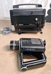 (1) Vintage GAF 805 M Macro Movie Camera Super 8 & (1) Vintage GAF 2000s Super 8 Sound Movie Projector