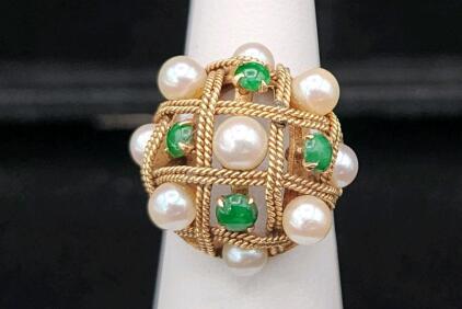 (1) Size 4.5 K14 Stamped Gold-Toned Woven White And Green Gem Stone Ring