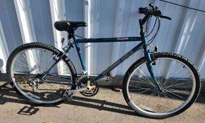(Dark Green) 26" Diamond Vack Traverse Bike