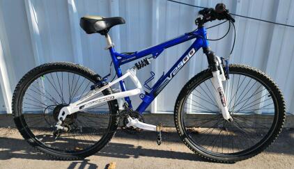 (Blue & White) 29" Genesis V2900 Shimano Equipped Bike