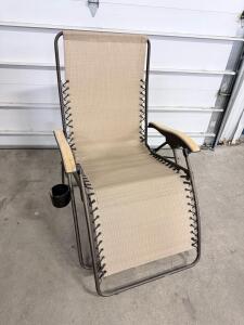 Zero Gravity Lounge Chair, Beige Mesh Seat, Black Metal Frame, Adjustable Recline, Cup Holder