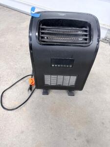 Utilitech UT1153UV 1500W Infrared Heater with UV LED, Digital Controls, Remote, Safety Features, Powers On & Works