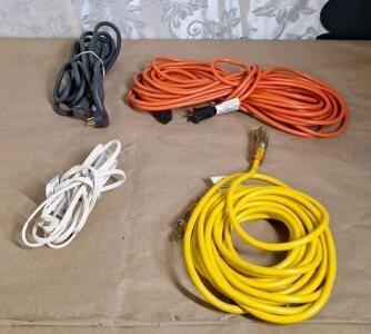 (4) Assorted Legnth Extension Cords
