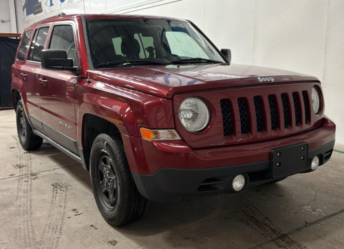 2015 JEEP PATRIOT - 4X4!