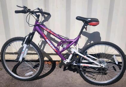 (Purple) 24" Huffy Trailrunner Bike
