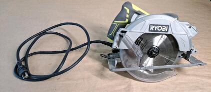 (1) Ryobi 15 Amp 7-1/4" Circular Saw W/ Laser