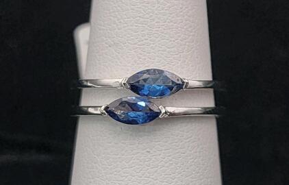 (1) Size 6.5 Oscar Friedman Two Blue Stone .925 Silver Ring