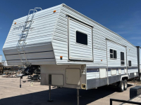 2004 FOREST RIVER SAND PIPER CAMPER - - 4