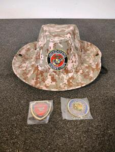 USMC Digital MARPAT Boonie Hat & Challenge Coins Set &ndash; MITRE, 2D MLG, Commander