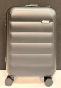 SNAILWHITE Hard-Shell Carry-On Suitcase, 100% Polycarbonate, 360&deg; Spinner Wheels, TSA Lock