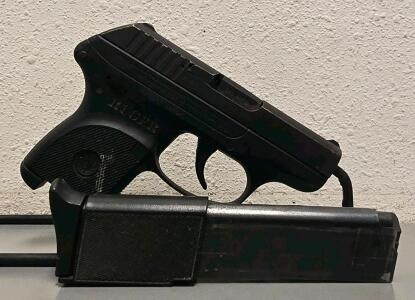 Ruger LCP .380 Auto Pistol, Polymer Frame, Extended Magazine, 2.75" Barrel, SN: 371548233