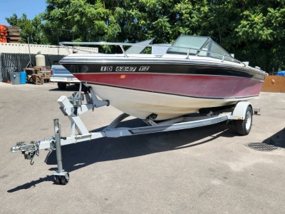 1987 Chaparral 198XL 19' Boat