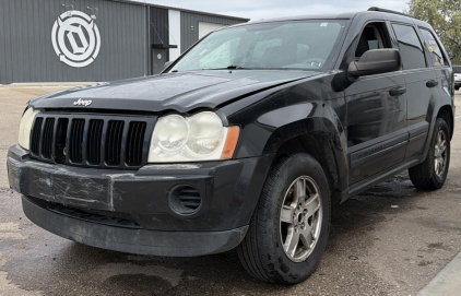 BANK REPO - 2005 JEEP GRAND CHEROKEE - 4X4!