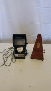 Vintage Maelzel Mechanical Wind-Up Metronome, Wood Case, France, 40&ndash;208 BPM